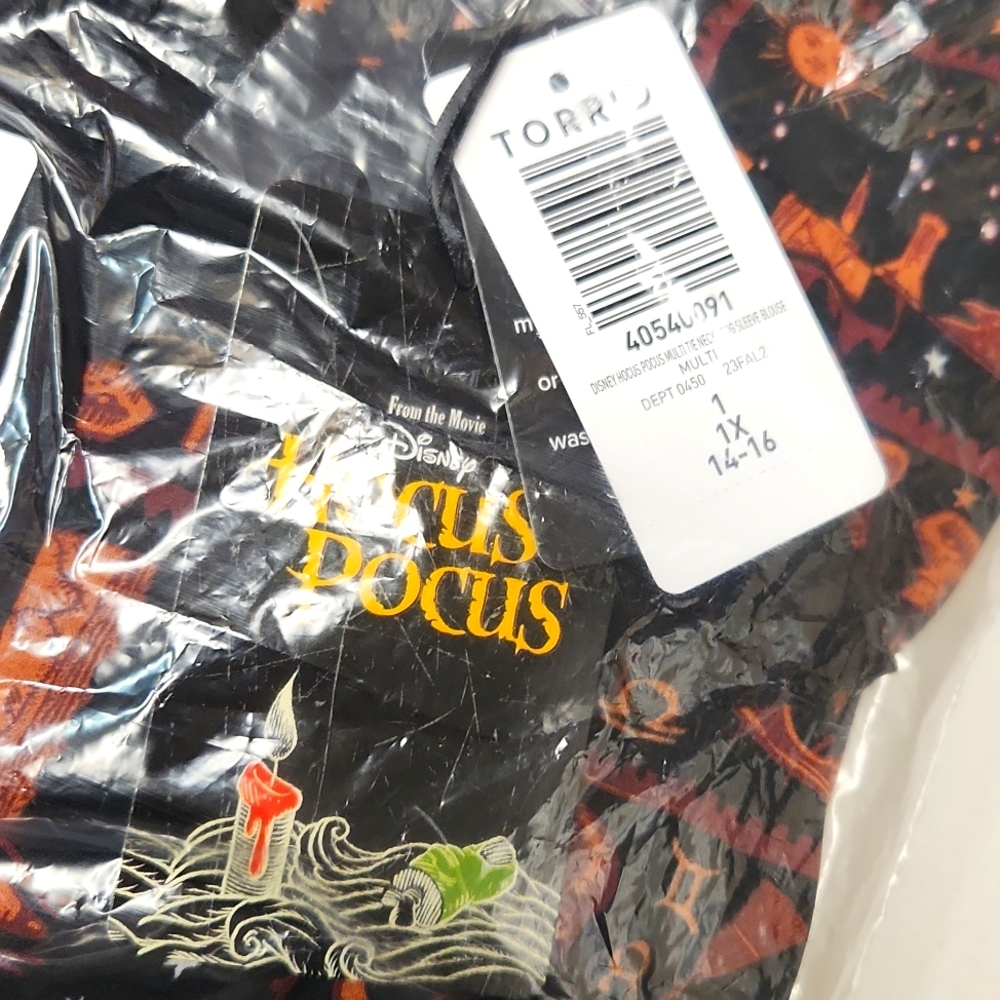❤️NWT TORRID DISNEY HOCUS POCUS BOW BLOUSE LONG SLEEVE HALLOWEEN - - Picture 6 of 12